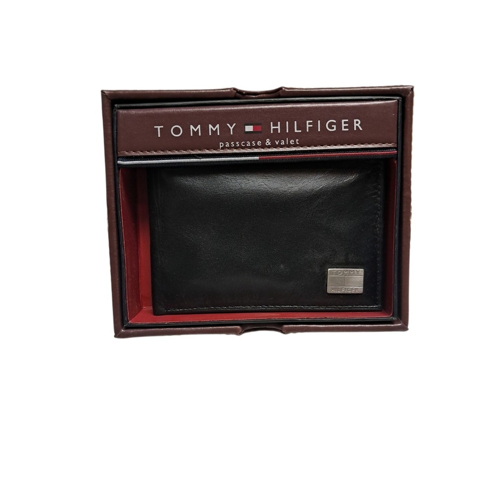 2005 Tommy Hilfiger Black Leather Bi Fold Wallet Passcase & Valet in Box - Picture 6 of 11